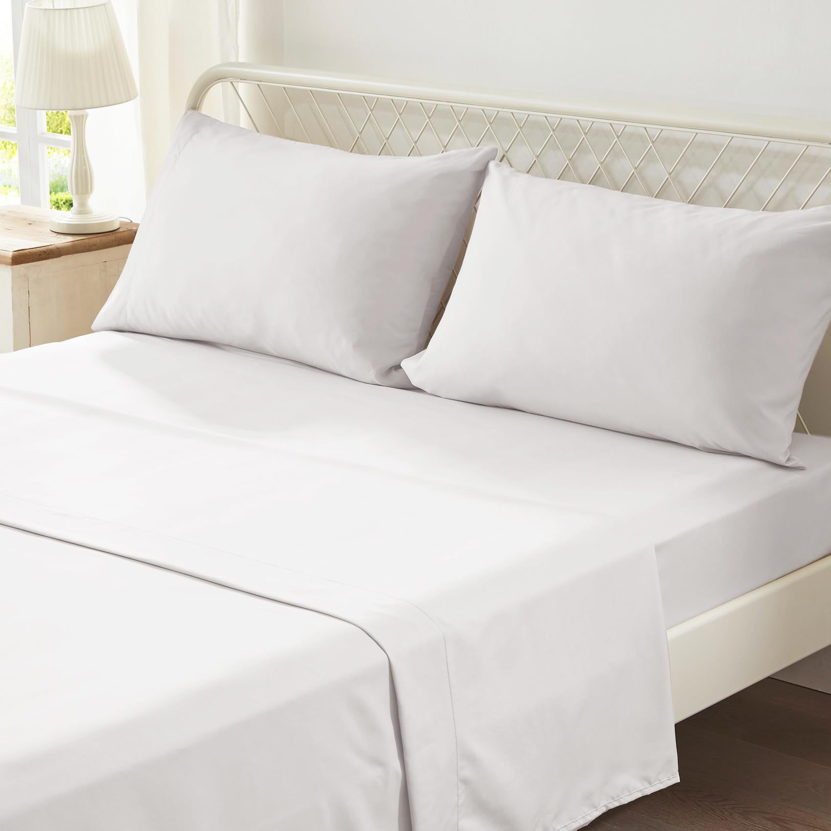 White-ruffle Twin-05.jpg