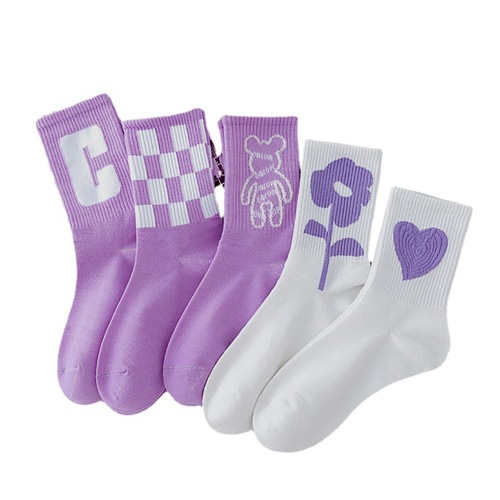 Foreign trade cross-border cotton socks wholesale cartoon students ins sports mid-calf socks sweat-absorbent autumn and winter stockings letter socks for women