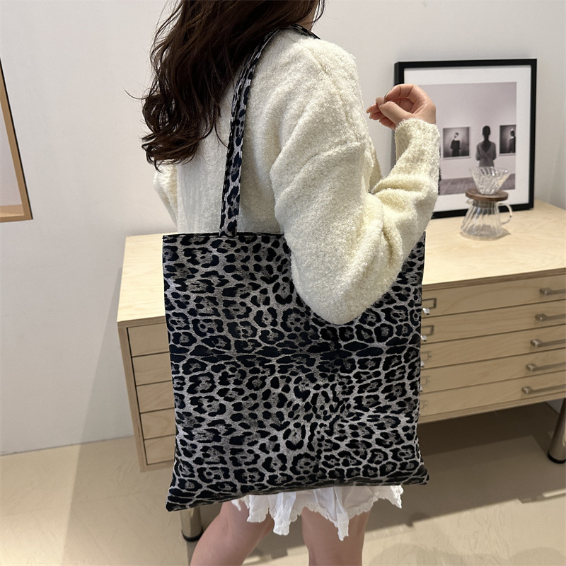 2024 otoño y invierno nuevo bolso de mujer lienzo tote bolso de compras red casual estilo coreano simple bolso de hombro de mujer