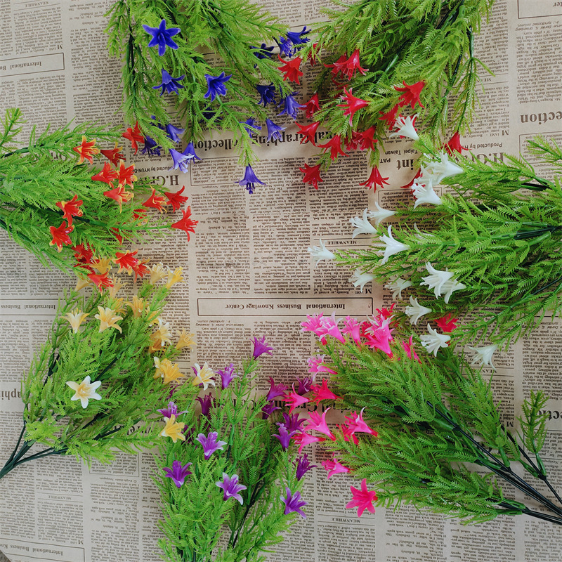 Flores de plástico falsas de una sola flor yucari hierba de agua decoración cercas de flores llenas de estrellas pequeñas flores de flores de simulación de flores verdes rosas