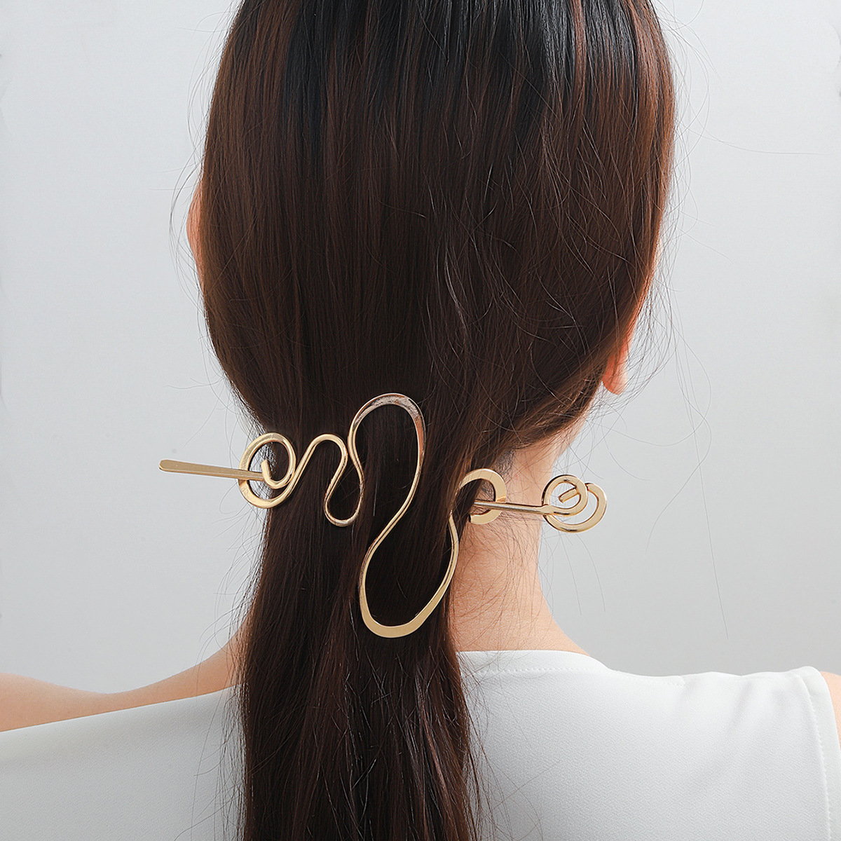 2024 transfronterizos nuevos clipes de cabello de metal enredados irregulares doblados clipes de cabello personales grandes diy accesorios de joyería