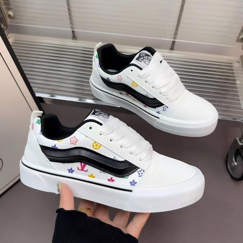 2026 new couple's versatile low-top sneakers, unisex trendy paisley color-block casual shoes, flat loafers