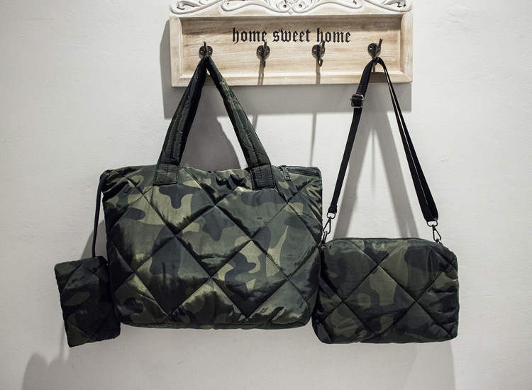 2024 New Fashion Korean Edition Space Cotton Women's Nylon Fabric Ultra Light Crossbody One Shoulder Tote Mother and_voghion.com