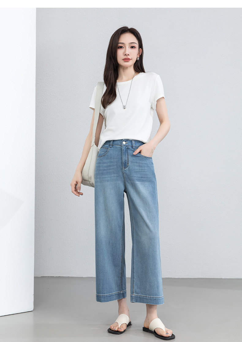 Áo thun nữ cổ tròn tay ngắn chất liệu co giãn cao, cảm giác mềm mại như mây, che khuyết điểm tạo dáng thon gọn — màu xanh navy chi tiết 35