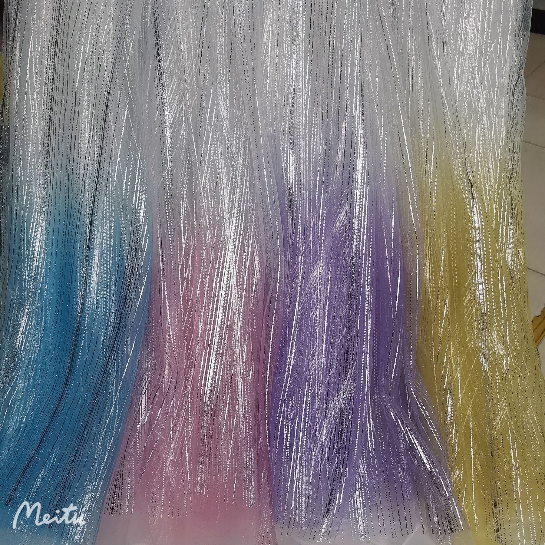 热门款~新款锦特美网纱双边渐变细条子烫银 仙美网纱 童装等面料