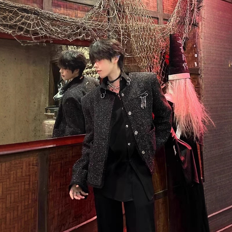 Black Padded Shoulder Chanel-Style Jacket for Men, Autumn High-End Stylish Male Model Outfit, Cleanfit Short Jacket