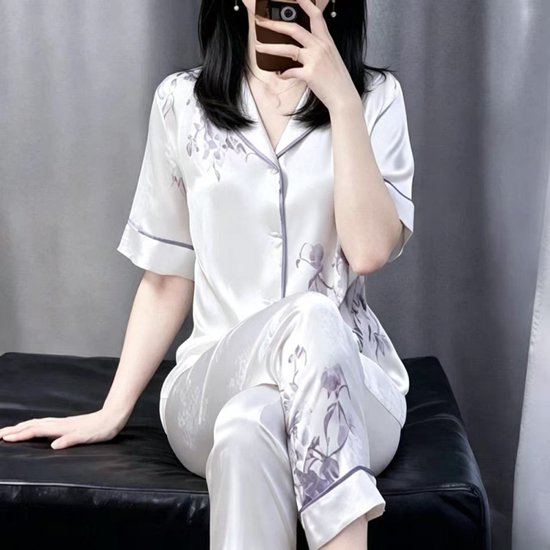 Middle-aged Mom's Ice Silk Pajamas for Women, Summer Short-Sleeve Long-Pants 2026 New Model, Shimmering Silk Home Wear Set with Jacquard Pattern Middle-aged Mom's Ice Silk Pajamas for Women, Summer Short-Sleeve Long-Pants 2026 New Model, Shimmering Silk Home Wear Set with Jacquard Pattern