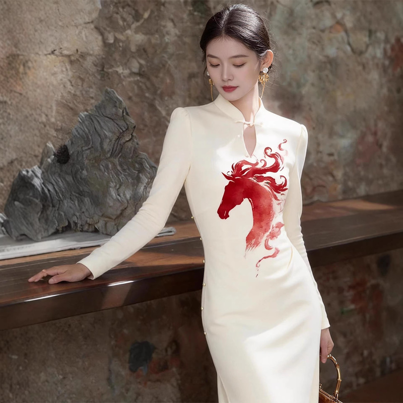 In Stock: New Chinese-Style National Style White Horse Year Print Modified Cheongsam Dress for Attending Important Occasions