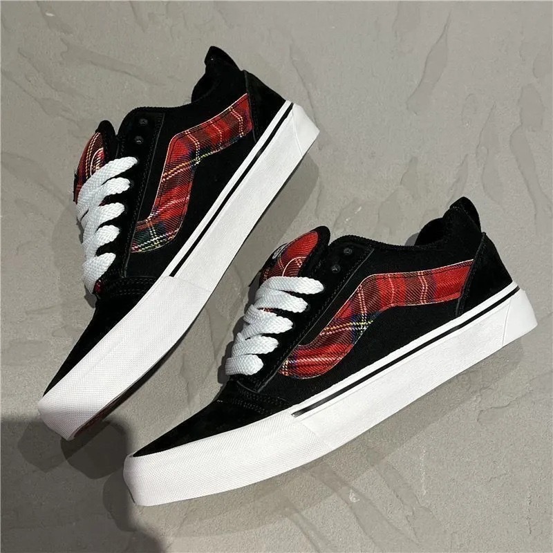 Scottish raya nuevos zapatos de pan gordos negros de tacón bajo retro todo fósforo estilo étnico hombres y mujeres zapatillas de deporte casuales