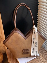 �羳�W�t�n����ĸ������Ů��2026�����¿�μ�С�������ذ�ͨ�ڰ�