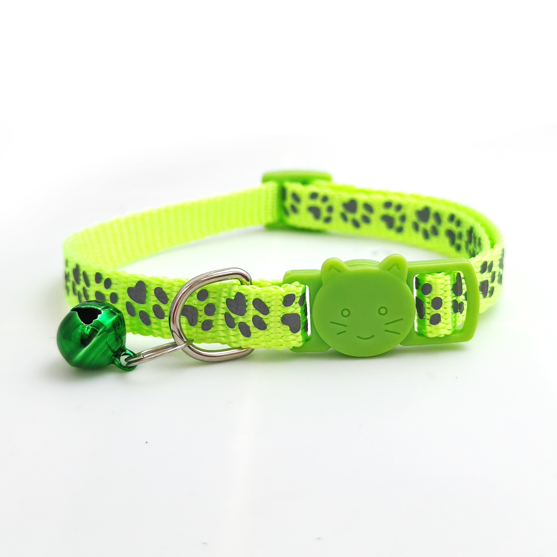 반사 발자국 녹색