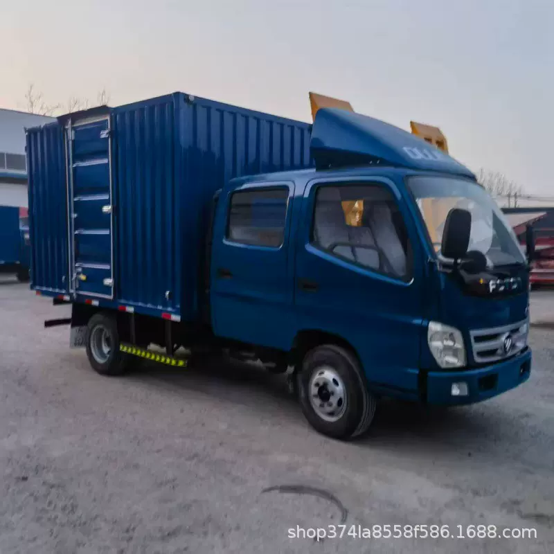 跨境出口卡车双排小型厢式载货车 定做福田5.2米集装箱运输车