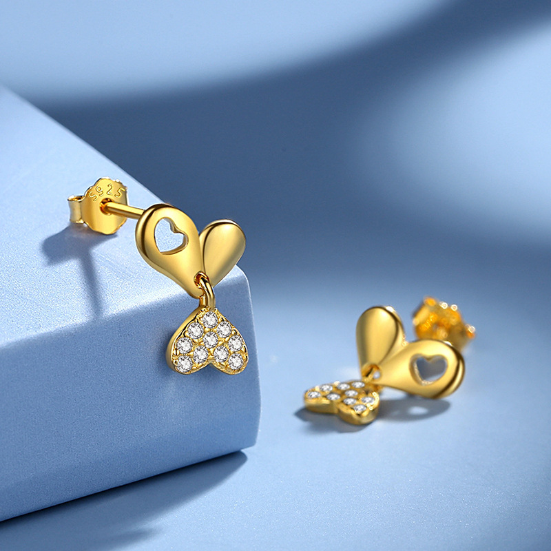 Pendientes creativos del perno prisionero del amor de las mujeres de la plata esterlina S925 estilo coreano diseño en forma de corazón doble Pendientes largos incrustados en diamantes Estilo rojo neto simple