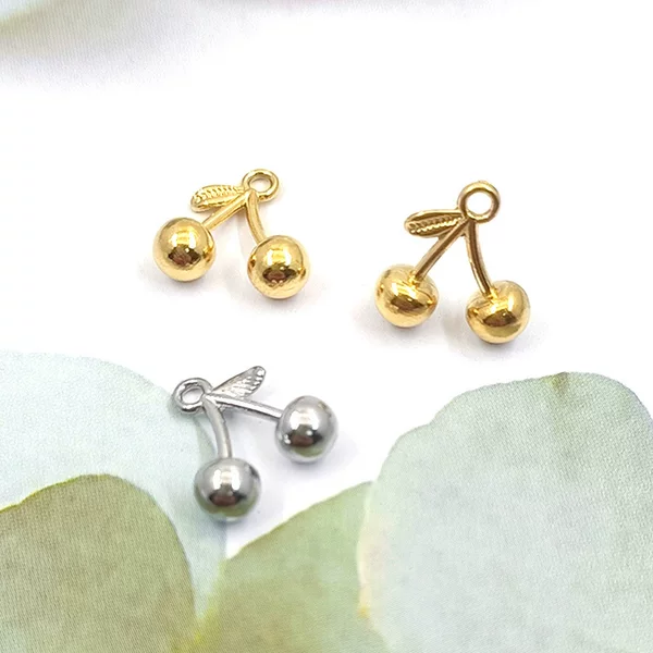 Supply of Stainless Steel Gold-Plated Cherry Pendants, Titanium Steel Cherry DIY Creative Fruit Jewelry Solid Accessories Wholesale