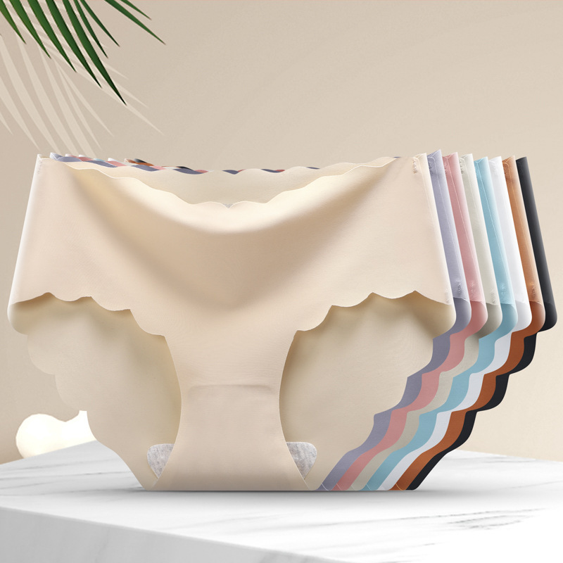 Explosions ice silk seamless one-piece panties ladies comfortable mid-waist cotton crotch girls' briefs plus size manufacturers