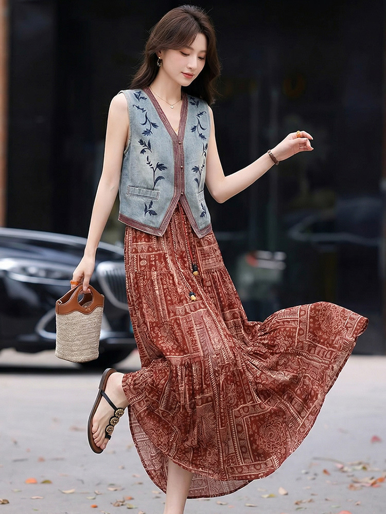 Set áo vest ren và chân váy midi hai mảnh nữ tính họa tiết thêu hoa — màu đỏ