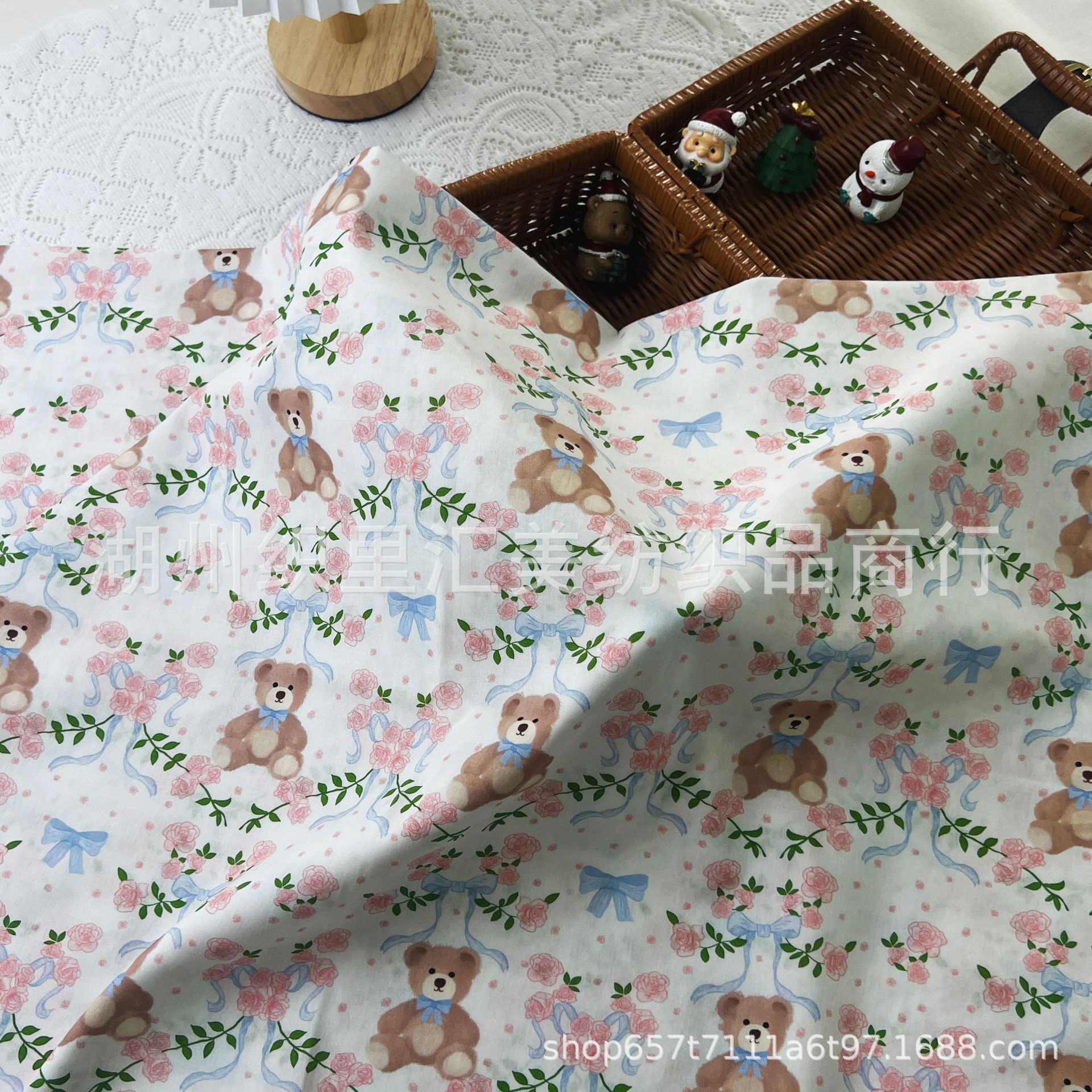 全棉40支碎花布府绸数码印花面料小熊韩版小清新女装童装家居布料