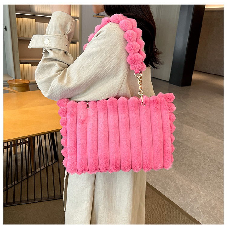 All Seasons Season Women's Gender Plush Bag Women's New Korean Style Large Capacity Sweet Chain Tote Casual Fashion Portable Shoulder Bag