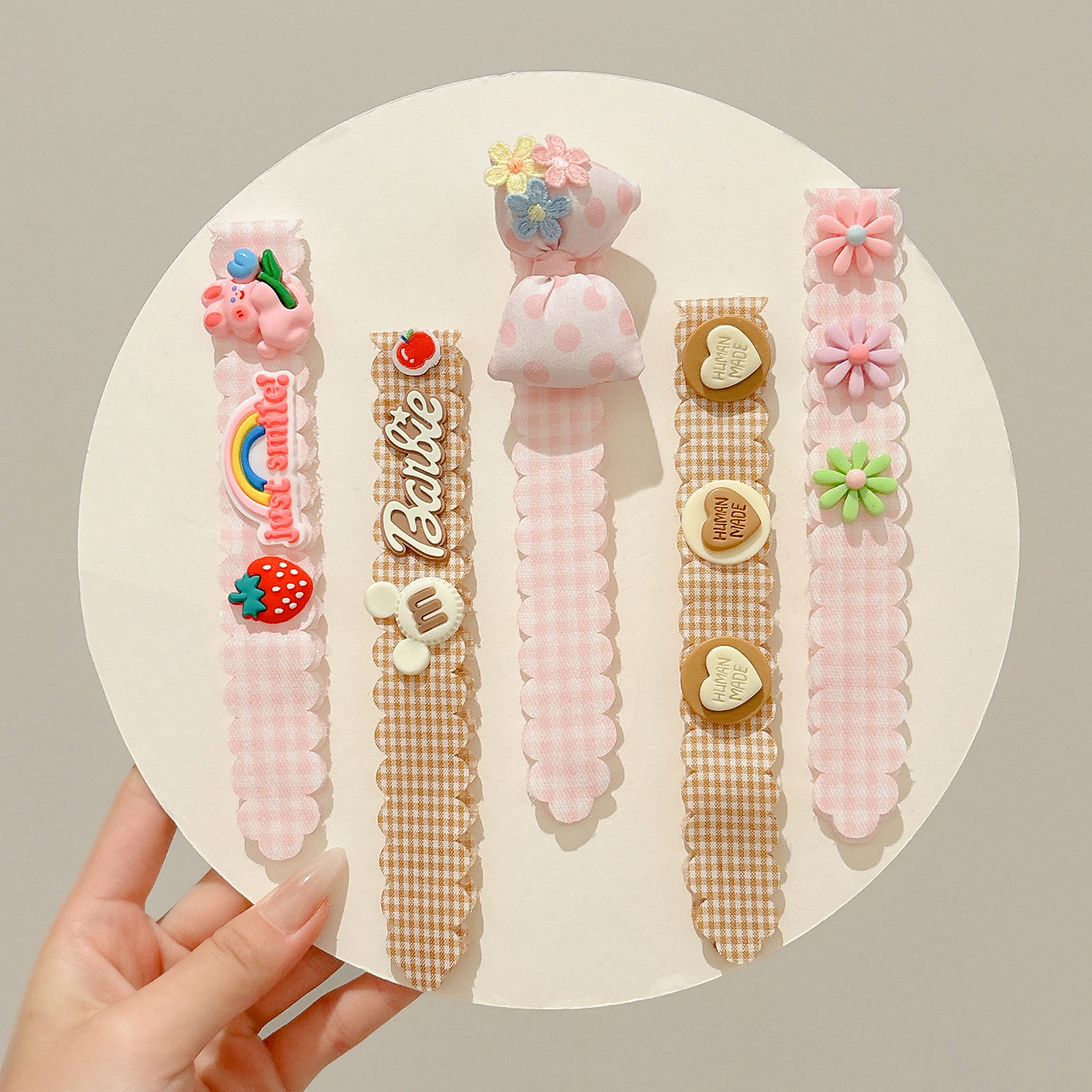 Alergar el cabello roto acabado artefacto mágico de dibujos animados para niñas, pestañas de la cabeza detrás de la frente, bebé no lastimará la tarjeta de cabello