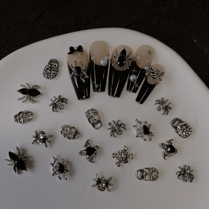 Shake sound hot new Halloween alloy spider skull series nail jewelry DIY material accessories wholesale