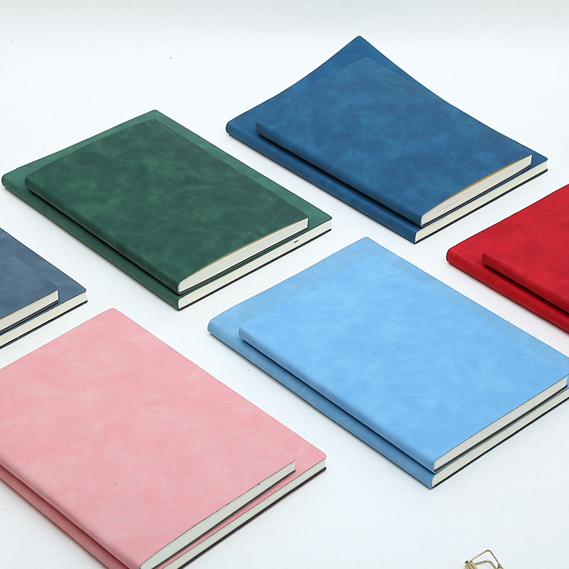 Cuaderno de cuaderno personalizado caja de regalo puede imprimir logotipo A5 cuaderno de cuero regalo de mano de negocios de alta calidad al por mayor