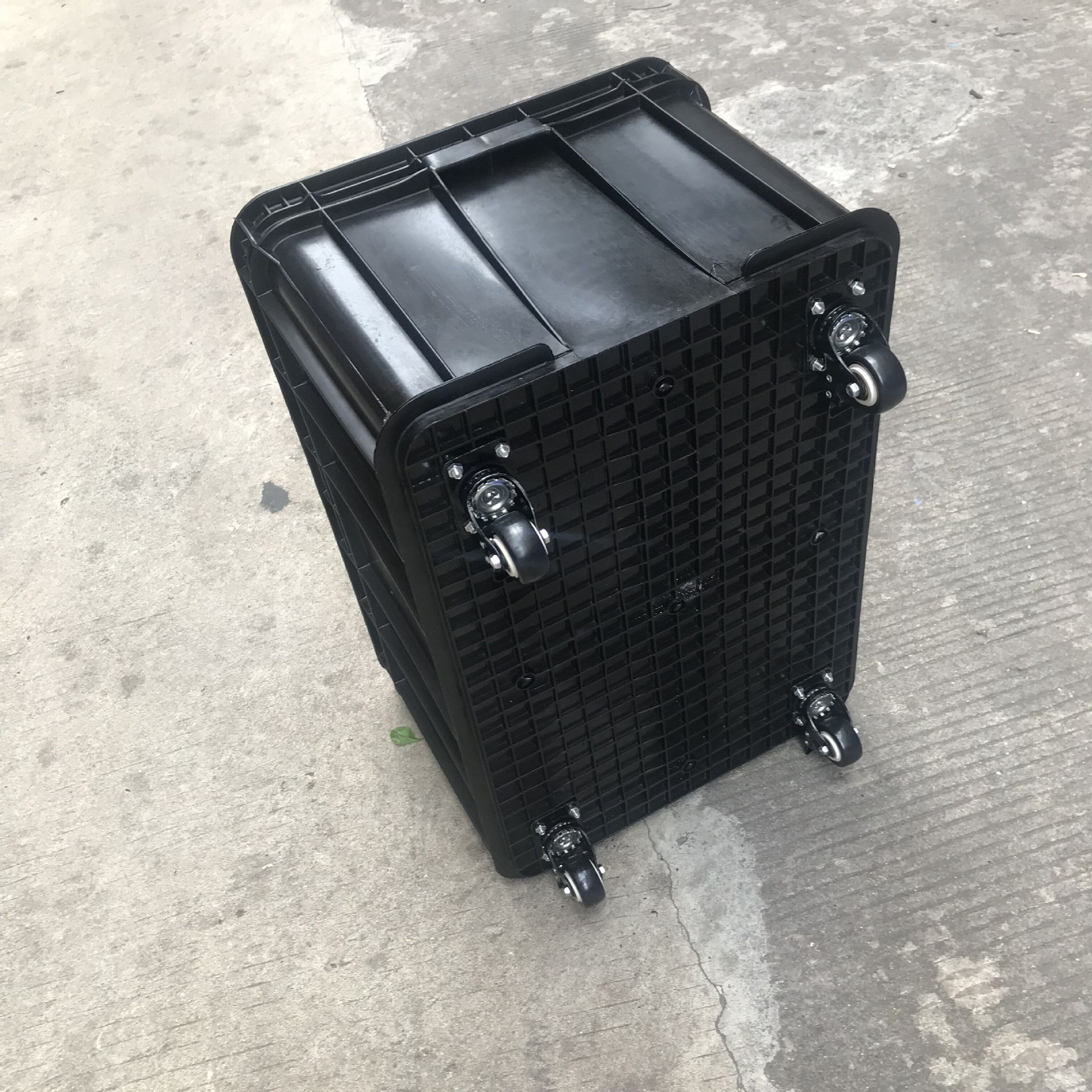 615*425*315防静电塑胶箱 物料箱 长方形收纳箱 可装轮子防尘箱