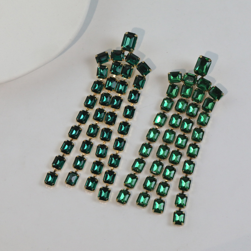 1 Pair Exaggerated Simple Style Solid Color Tassel Plating Inlay Alloy Rhinestones Drop Earrings display picture 5