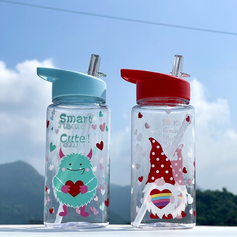 2025 新しいクロスボーダー漫画パターンパーソナライズされたプラスチックサブカップアウトドアスポーツウォーターボトルポータブルハンドルスペースカップ|undefined