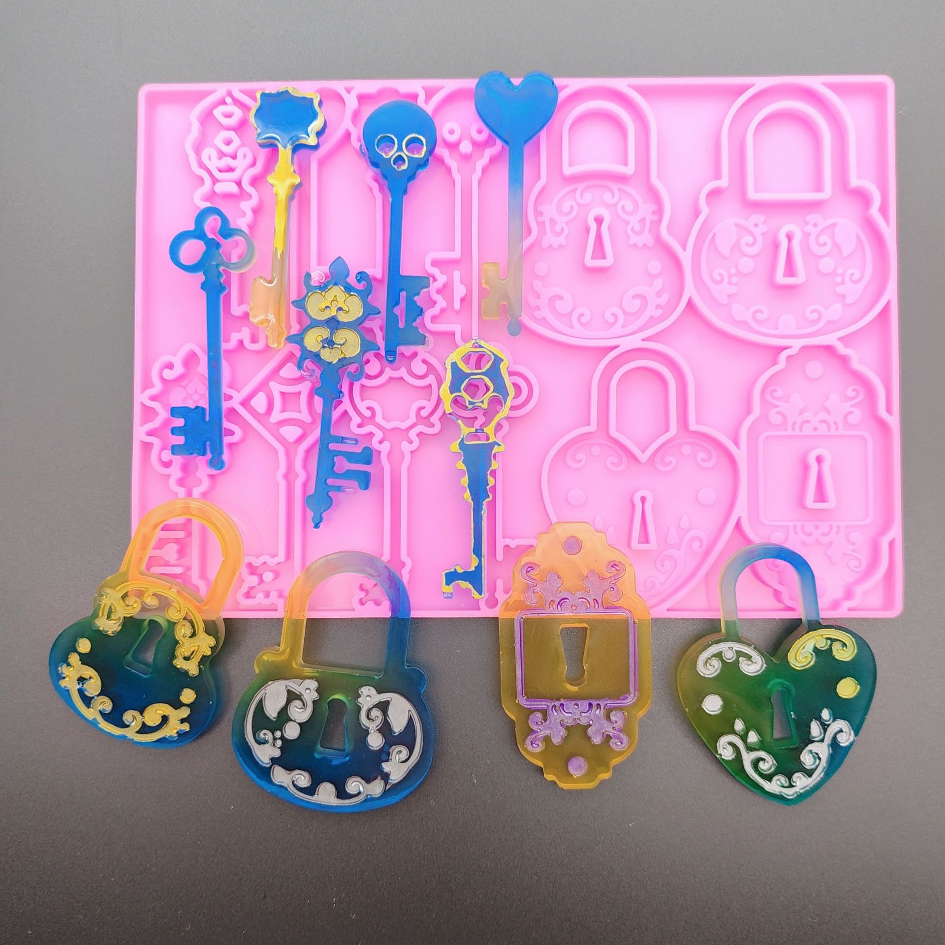 Diy滴胶模具高透平安锁整版钥匙挂件硅胶模具平安锁集合钥匙扣模