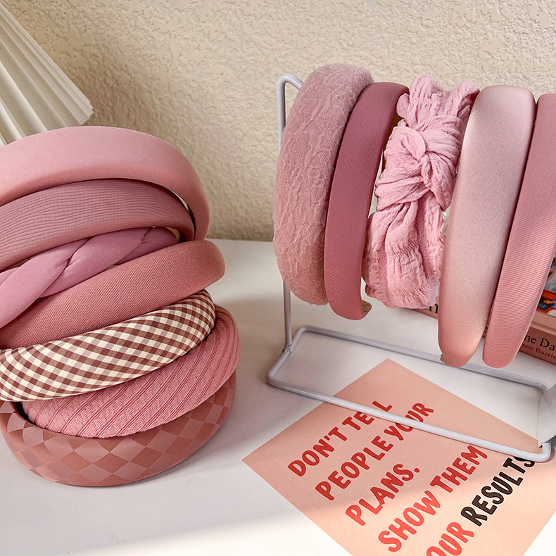 Spring And Summer Pink Headband Korean Wide-brimmed Sponge Headband display picture 3