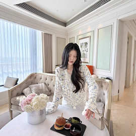 Qiauuu 嘉柏丽尔 小香风富家千金风蓝棕撞色针织长袖开衫外套女