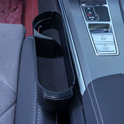 Car cup holder/beverage holder basic model, plastic two-hole
