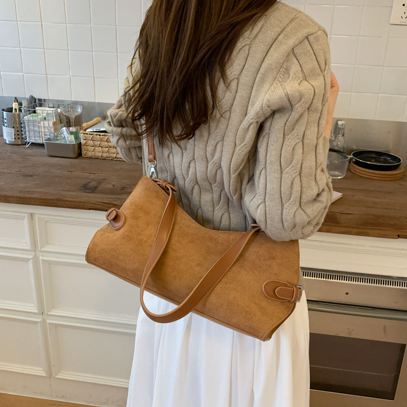Nicho coreano de hombro único bolso de brazo retro mochila de seda otoño y invierno 2025 nuevo estilo ocio viaje bolsa de mano