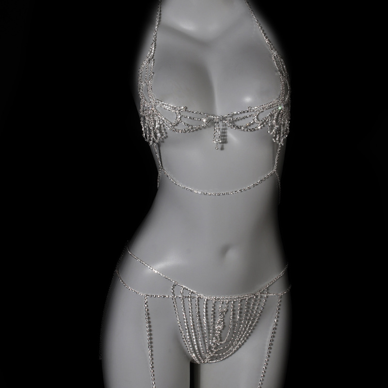 Explosions Rhinestone Butterfly Hollow Body Chain suit European and American Summer Hot Girl Bikini Party Chest Chain Underwear suit Explosions Rhinestone Butterfly Hollow Body Chain suit European and American Summer Hot Girl Bikini Party Chest Chain Underwear suit