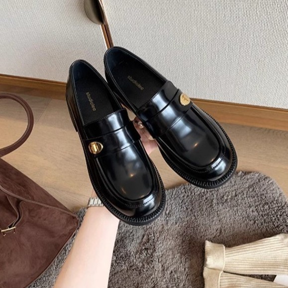 Grape Mom Same Style Cowhide Version ~ Versatile Round Toe Small Gold Buckle Slip-On Chunky Heel Loafers For Women In_voghion.com
