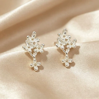 精致花朵耳钉女 轻奢高级感百搭小巧日常耳饰 设计感气质日常耳环