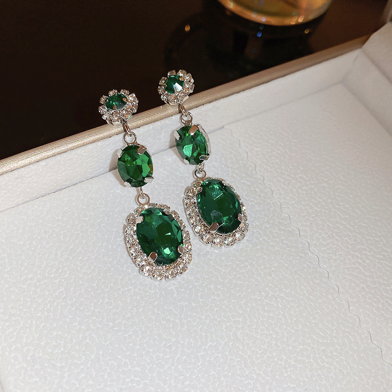 Temperamento de pendientes verdes pendientes ligeros lujosos de alto nivel sensación de pendientes zircon flores joyas geométricas al por mayor fábrica