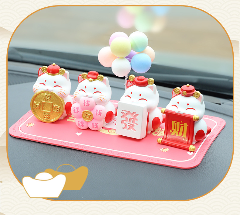 Cats are coming car ornaments creative car decoration ornaments car supplies center console combination decoration collocation