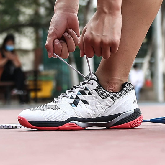 2022 New badminton shoes men's and women's training shoes couples sports shoes non-slip wear-resistant tennis shoes