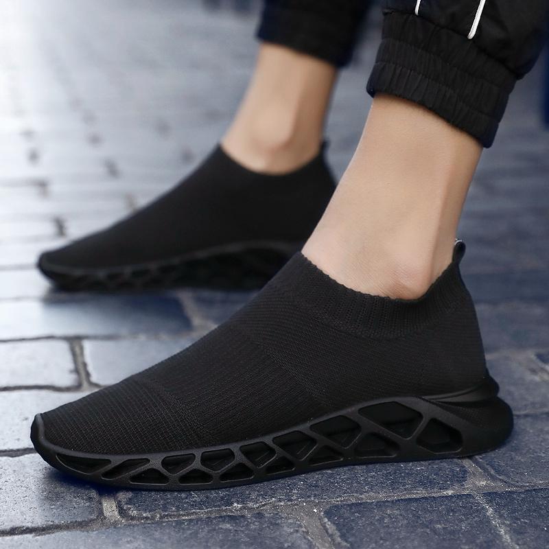 Black spring Korean version, men's shoes, summer running, sports and leisure, one foot lazy socks, trendy shoes_voghion.com