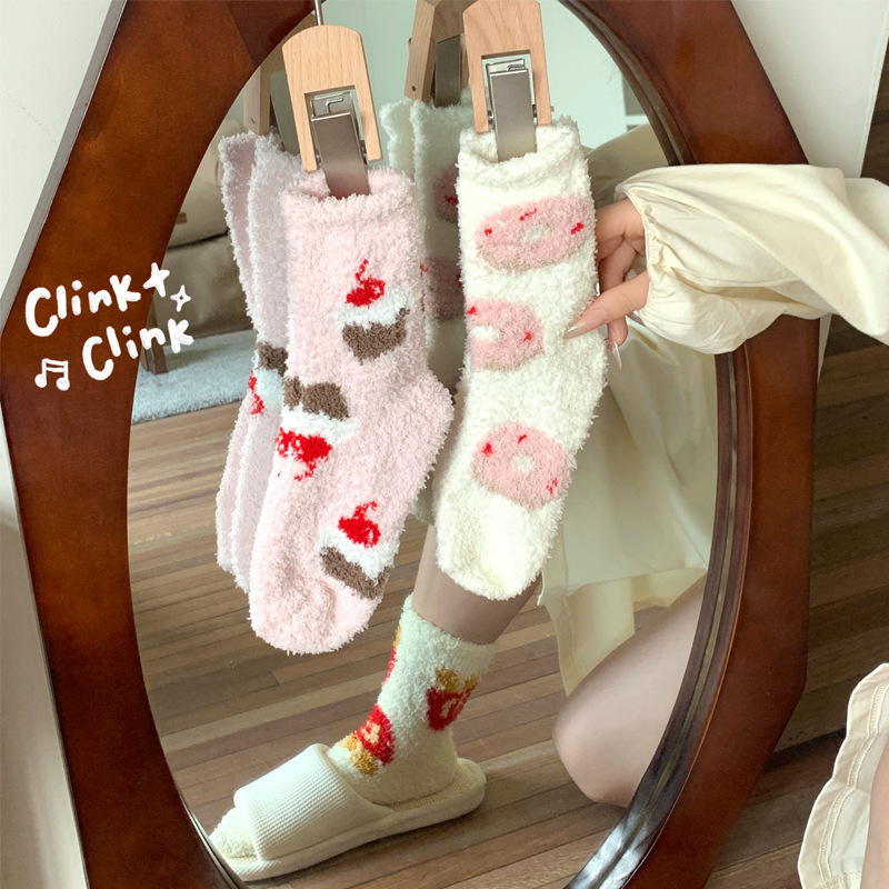 Cute coral velvet socks women's autumn and winter plush cotton socks thickened home sleep warm furry floor socks winter