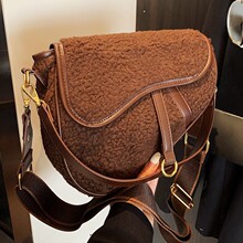 ë�q�q����Ůʽ2025���ﶬ�r������������W�t���e�μ�б���R����