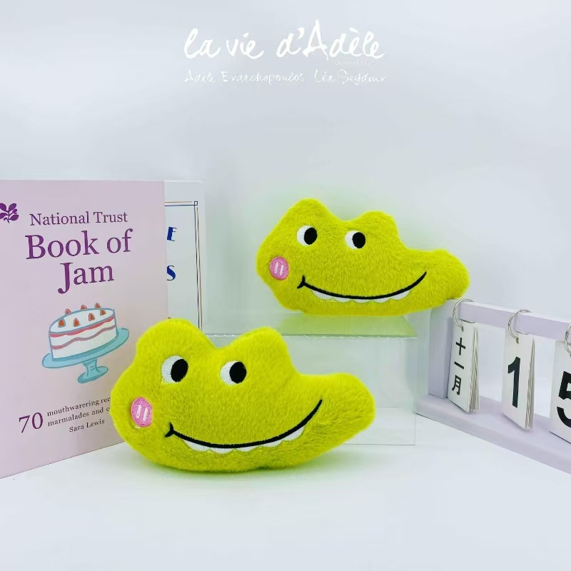 Juguetes de peluche lindos muñecas de frutas almohada muñeca agarra muñeca boda tira muñeca de tela muñeca estand juguetes regalos