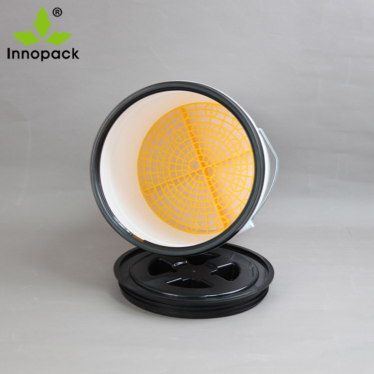 X-20L白色洗车桶厚壁塑料桶普通款带黑色盖子可接受彩色