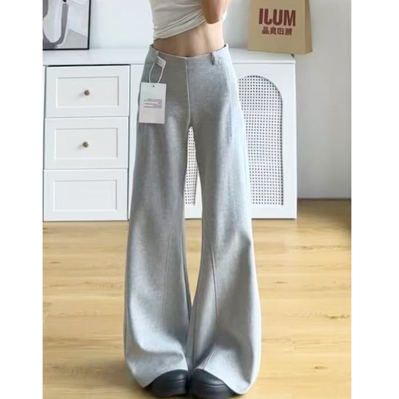 American-Style Gray Flared Sweatpants for Women, 2026 Spring New Slim-Fit Sports Casual Pants with Drapey Wide-Leg Flared Design American-Style Gray Flared Sweatpants for Women, 2026 Spring New Slim-Fit Sports Casual Pants with Drapey Wide-Leg Flared Design