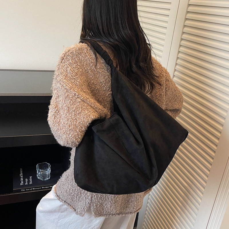慵懒风包包高级感单肩大包包女大容量秋冬新款简约通勤磨砂托特包|undefined