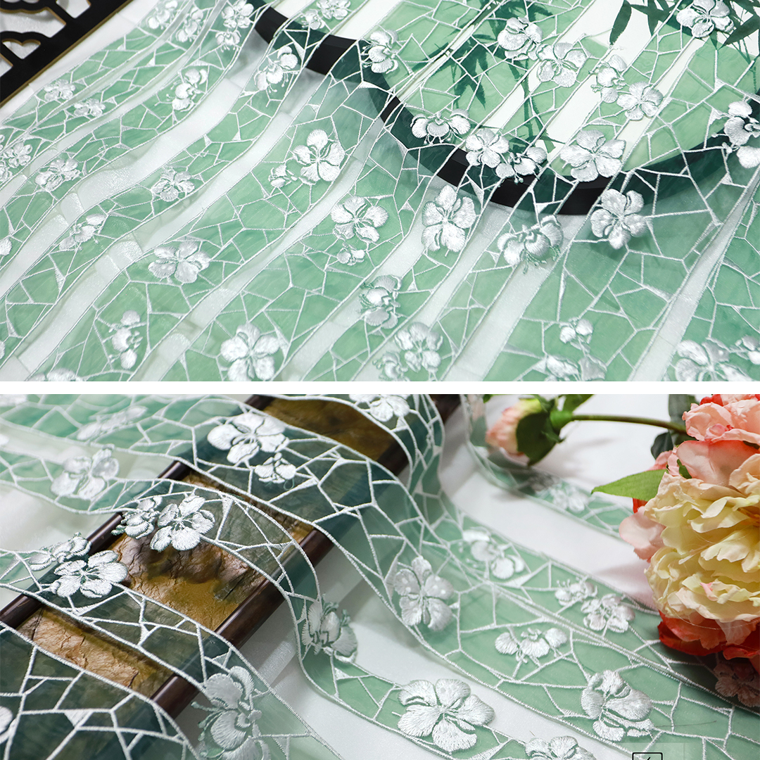 原创蕾丝冰梅荷花辅料绣花重工刺绣汉服袖领口欧根纱窗帘边条diy