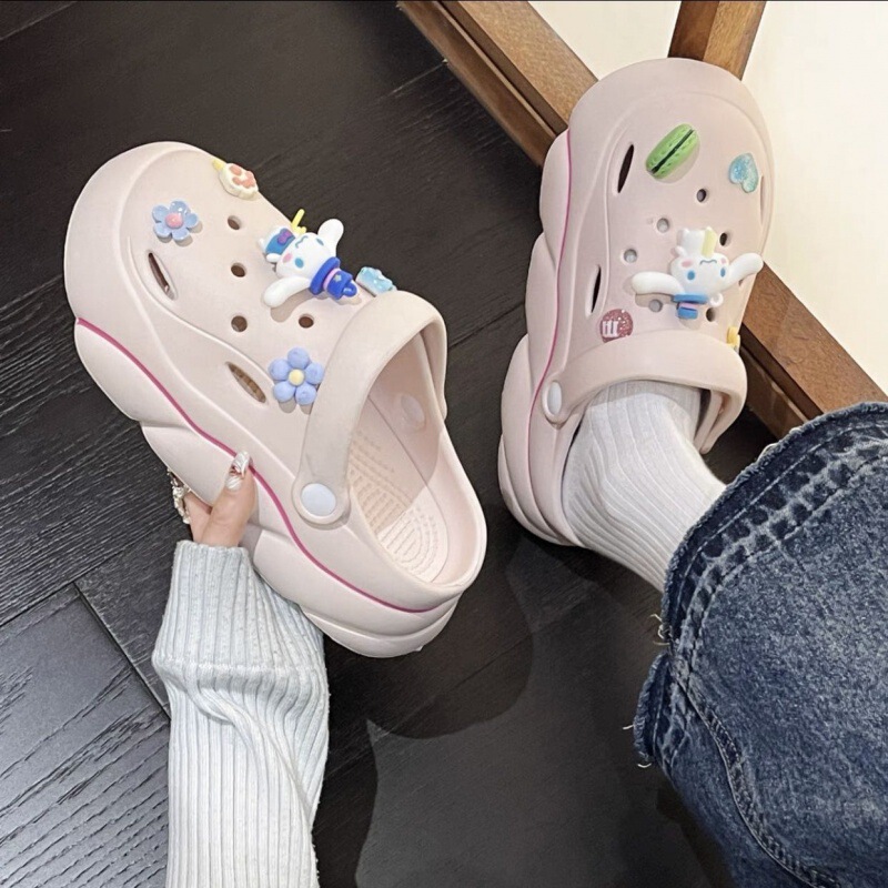 Japanese GP new fashion platform hole shoes women's thick bottom increased non-slip beach sandals women's summer outdoor wear