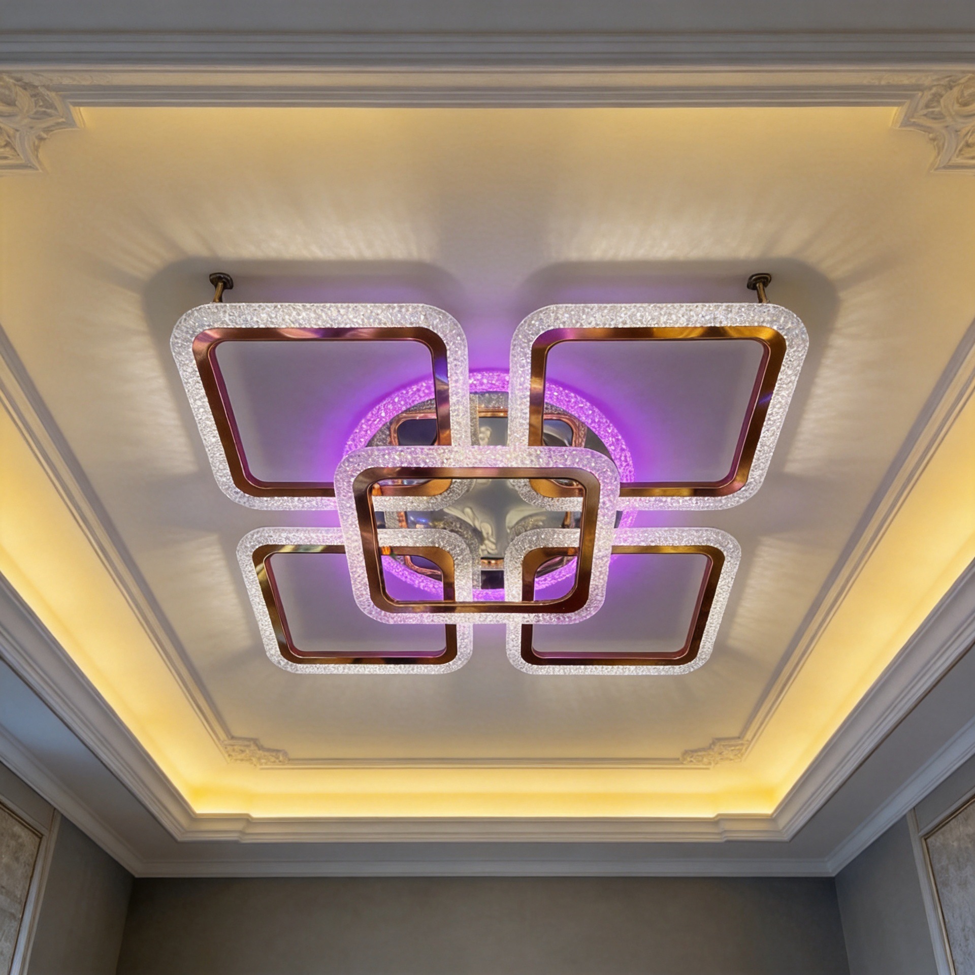 Vue d'ensemble du plafonnier LED rose gold chromé