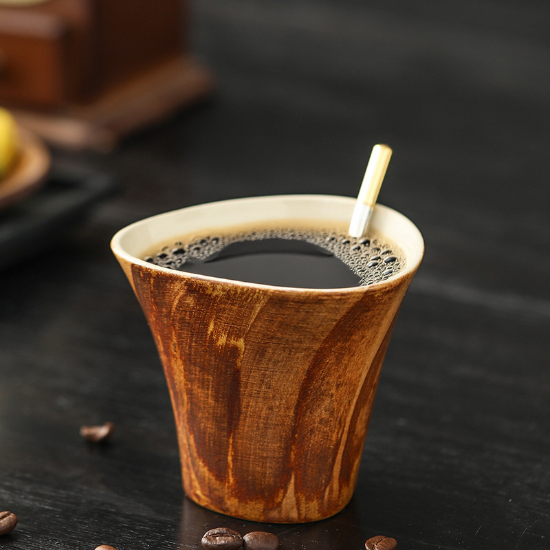 White Porcelain Ceramic Espresso Cup with a Luxurious Design, Made from Natural Ash, Suitable for Home Use White Porcelain Ceramic Espresso Cup with a Luxurious Design, Made from Natural Ash, Suitable for Home Use